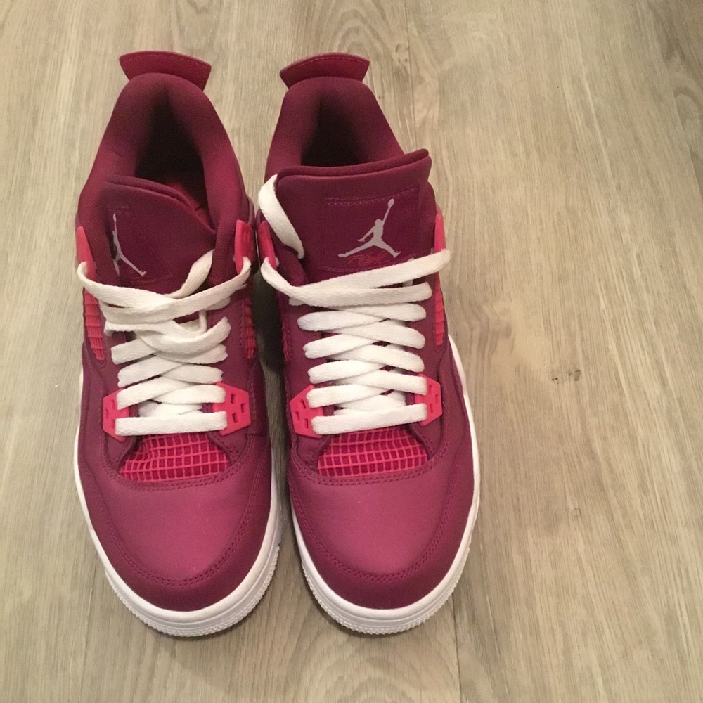 Jordan 4 retro